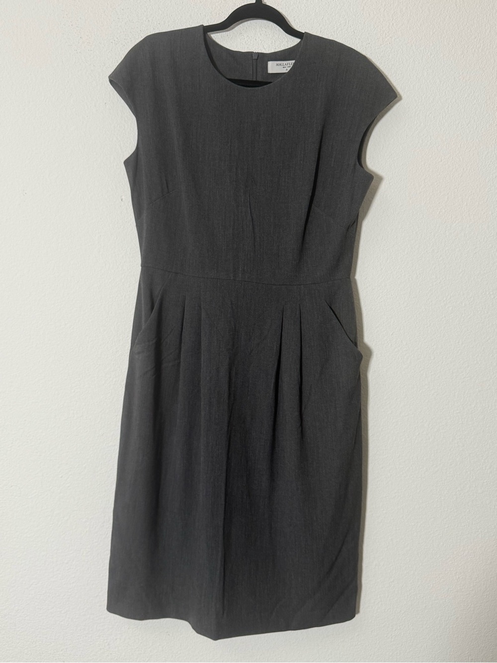 MM.LaFleur Gray Cap Sleeve Pleated Career Sheath Dress Size 10 Business Workwear
